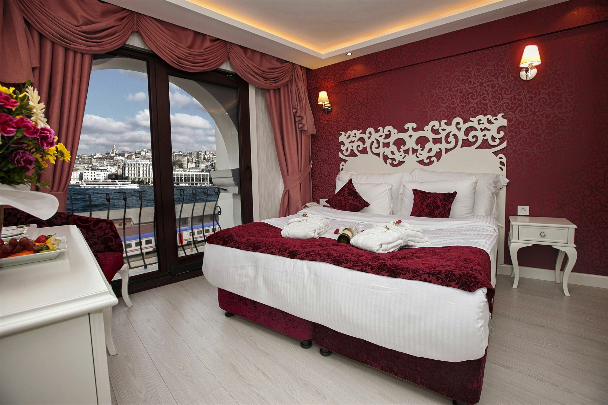 Dream Bosphorus Hotel Istanbul Exterior photo